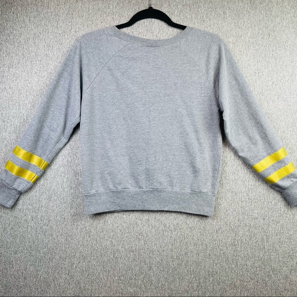 Harry Potter Hogwarts Wizard in Training Sweatshirt Graphic Shirt Juniors Size S - Picture 2 of 9